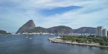 Alerte à la pollution de la baie de Rio de Janeiro