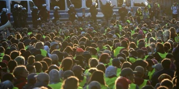 En Allemagne, des milliers de manifestants convergent à Erfurt, pour s’opposer à l’AfD