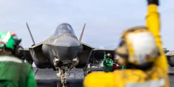 Après de nouvelles attaques dans le détroit d’Ormuz, les Etats-Unis frappent l’Iran, qui s’en prend à Bahreïn