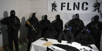 En Corse, le FLNC rejette le projet d’autonomie et menace les non-Corses installés sur l’île : « Ne vous considérez pas en sécurité sur notre territoire »