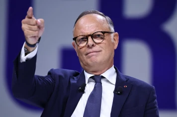 Visé par une enquête pour détournement de fonds publics, Edouard Philippe échoue à faire annuler le statut de la lanceuse d’alerte