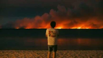 Incendies : 44 000 personnes évacuées en Gironde, 42 sapeurs-pompiers blessés, dont neuf en urgence relative