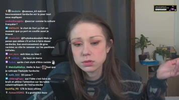 «Ma daronne s’fait insulter pour son voile» : quand la streameuse de gauche Emmodem se faisait passer pour une musulmane victime d’islamophobie sur les réseaux