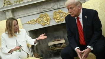 « Elle veut montrer qu’elle a du cran » : comment l’idylle entre Meloni et Trump a viré au cauchemar diplomatique