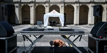 La France aux prises avec une canicule hors norme : « On va vivre quatre jours qui figureront parmi les journées les plus chaudes jamais enregistrées dans le pays »