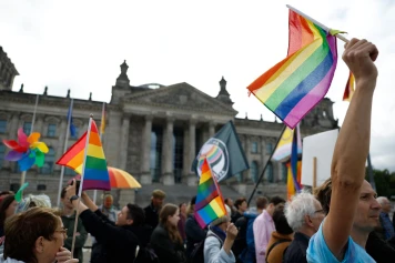 « Une marche des fiertés sur deux en Allemagne a été attaquée » : une vague d’homophobie s’étend sur Berlin