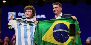 Au Brésil, « l’héritier » Flavio Bolsonaro investi pour la présidentielle d’octobre