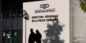 Le blanchiment d’argent menace de « diluer la distinction entre économie légale et économie illégale », selon un rapport de la police judiciaire
