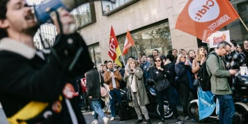 Comment Bolloré achève Prisma, le roi de la presse magazine, qui a tardé à prendre le virage du numérique
