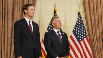 Le flou des négociations avec l’Iran persiste, Steve Witkoff et Jared Kushner attendus en Suisse