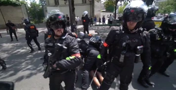 Violences policières en France : un procès qui se doit d’être exemplaire pour la protection des journalistes