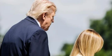 L’Italie serre les rangs derrière Giorgia Meloni, ciblée par Donald Trump, mais s’inquiète de représailles commerciales
