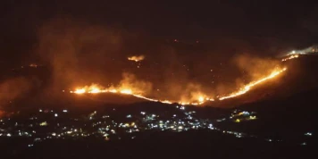 « Toute la région s’est retrouvée éclairée par les flammes » : les habitants du sud du Liban vivent dans la peur des frappes israéliennes et des incendies qu’elles provoquent
