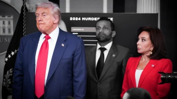 Jeanine Pirro, fidèle de Trump, sur la sellette après avoir osé le contredire sur le bassin de Washington
