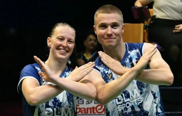 Badminton : Thom Gicquel et Delphine Delrue sur le toit du monde en double mixte, une première pour la France
