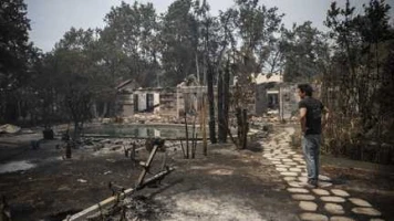 "Le Porge a été sacrifié" : un collectif d'habitants de cette commune de Gironde se constitue en vue d'une action judiciaire, après l'incendie qui a ravagé leurs maisons