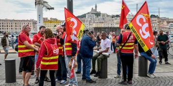 Les droits des travailleurs sont en recul dans le monde, y compris en France, alerte la Confédération syndicale internationale