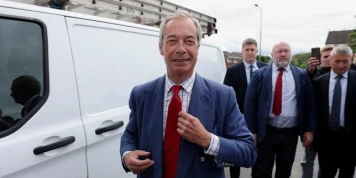Nigel Farage fragilisé après la révélation de ses liens avec un aristocrate repris de justice