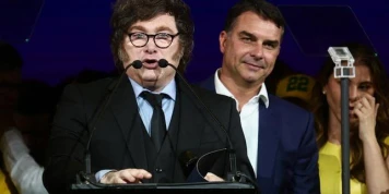 Le Brésil rappelle son ambassadeur en Argentine après des « propos offensants » de Javier Milei, qui s’en prend aussi au Mexique et au Parti démocrate américain