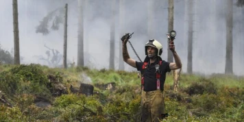 En Belgique, l’incendie est « encerclé » mais la situation « reste compliquée »