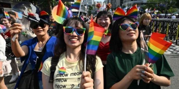 Des milliers de personnes se sont rassemblés au Queer Culture Festival à Séoul