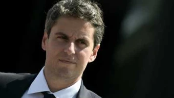 Gabriel Attal porte plainte après des soupçons d'ingérence russe