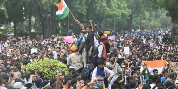Inde : mobilisée dans la rue, la génération Z ne relâche pas la pression sur le gouvernement