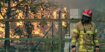Incendies en Gironde et dans les Landes : « Ce qui brûle aujourd’hui n’est pas seulement une forêt, mais une manière d’habiter le territoire qui n’est plus possible »