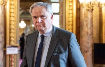 Qui est François-Noël Buffet, le sénateur que Macron veut nommer Défenseur des droits ?